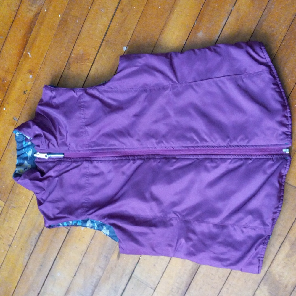 Kids XL Ariat reversible vest - Picture 13 of 14